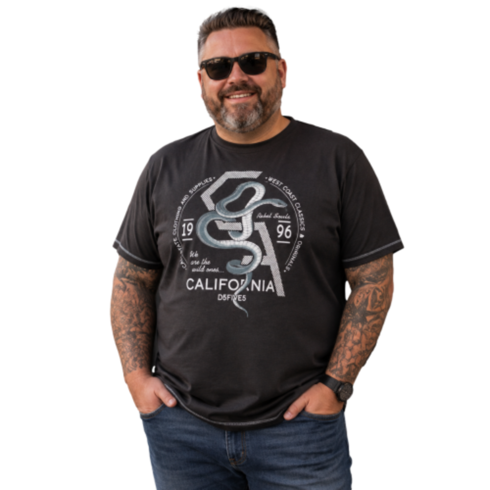 D555 Cortex Big Mans California Snake Print Tee Black
