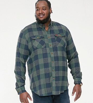 D555 GARFIELD LONG SLEEVE CHECK OVERSHIRT WITH TWO PATCH POCKETS GREEN