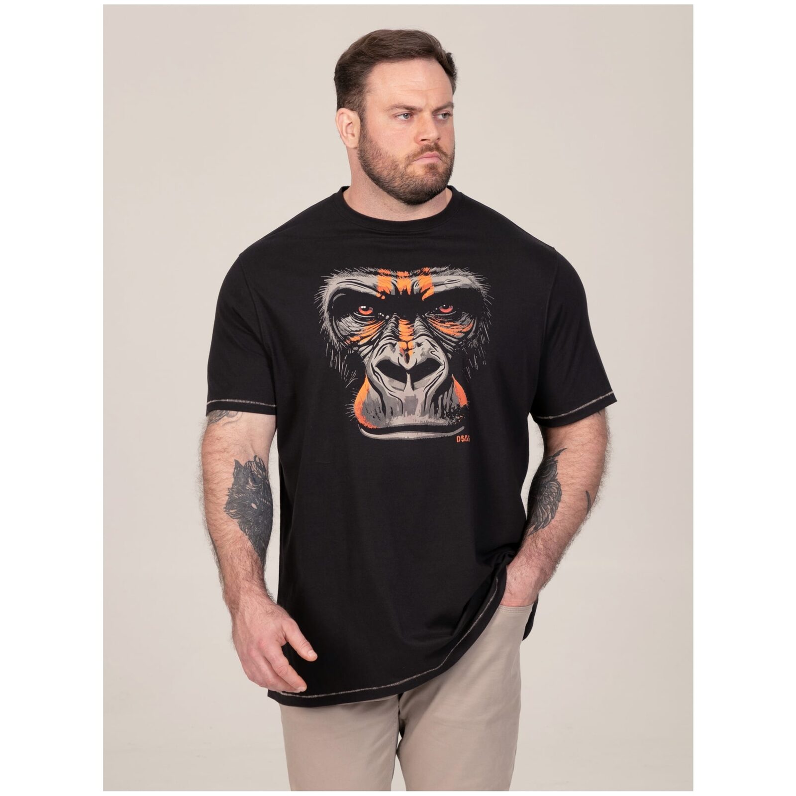 2XL to 8XL D555 PERKINS Gorilla With War Paint Printed Crew Neck T-Shirt WASHED BLACK 602006 – Make a bold statement with the D555 PERKINS Printed T-Shirt – a standout piece designed for everyday comfort with striking visual impact. Crafted from pure